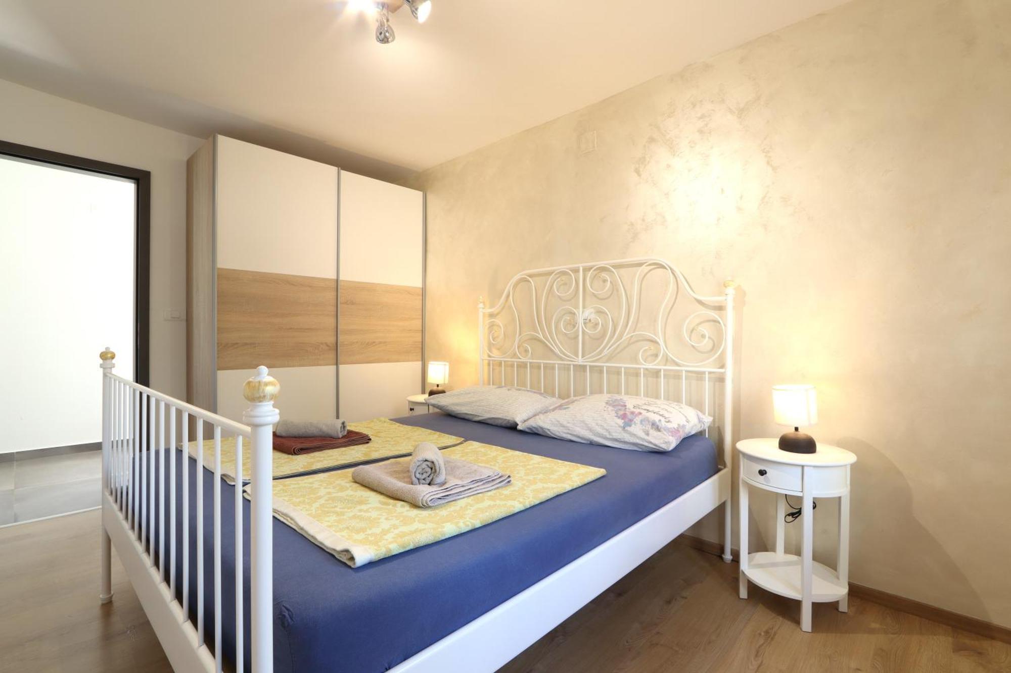 Holiday House "Laurus Garden" With Private Parking Медулин Экстерьер фото